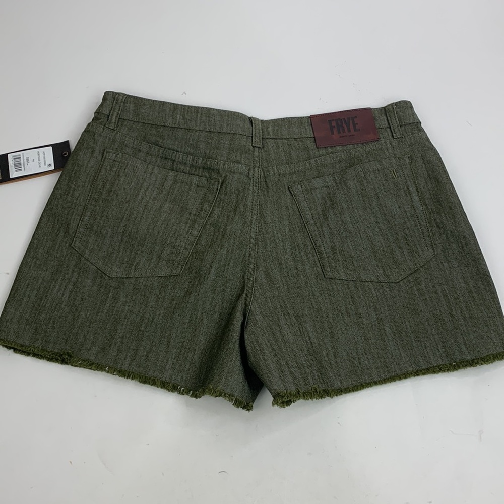 Frye Heritage Olive Green Shorts Size 14 Raw Hem Pockets Zip button up New NWT - Picture 2 of 12